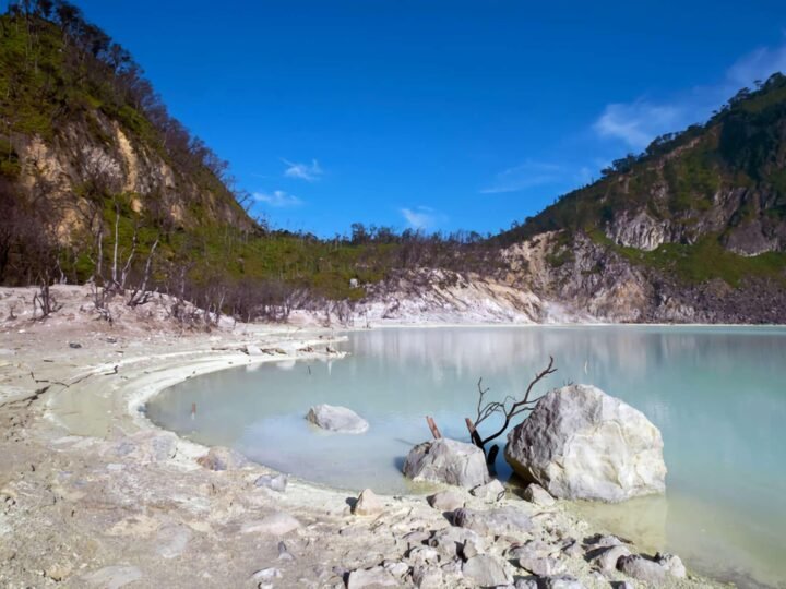 Menjelajahi Keindahan Objek Wisata di Jawa Barat: Destinasi Alam yang Memukau